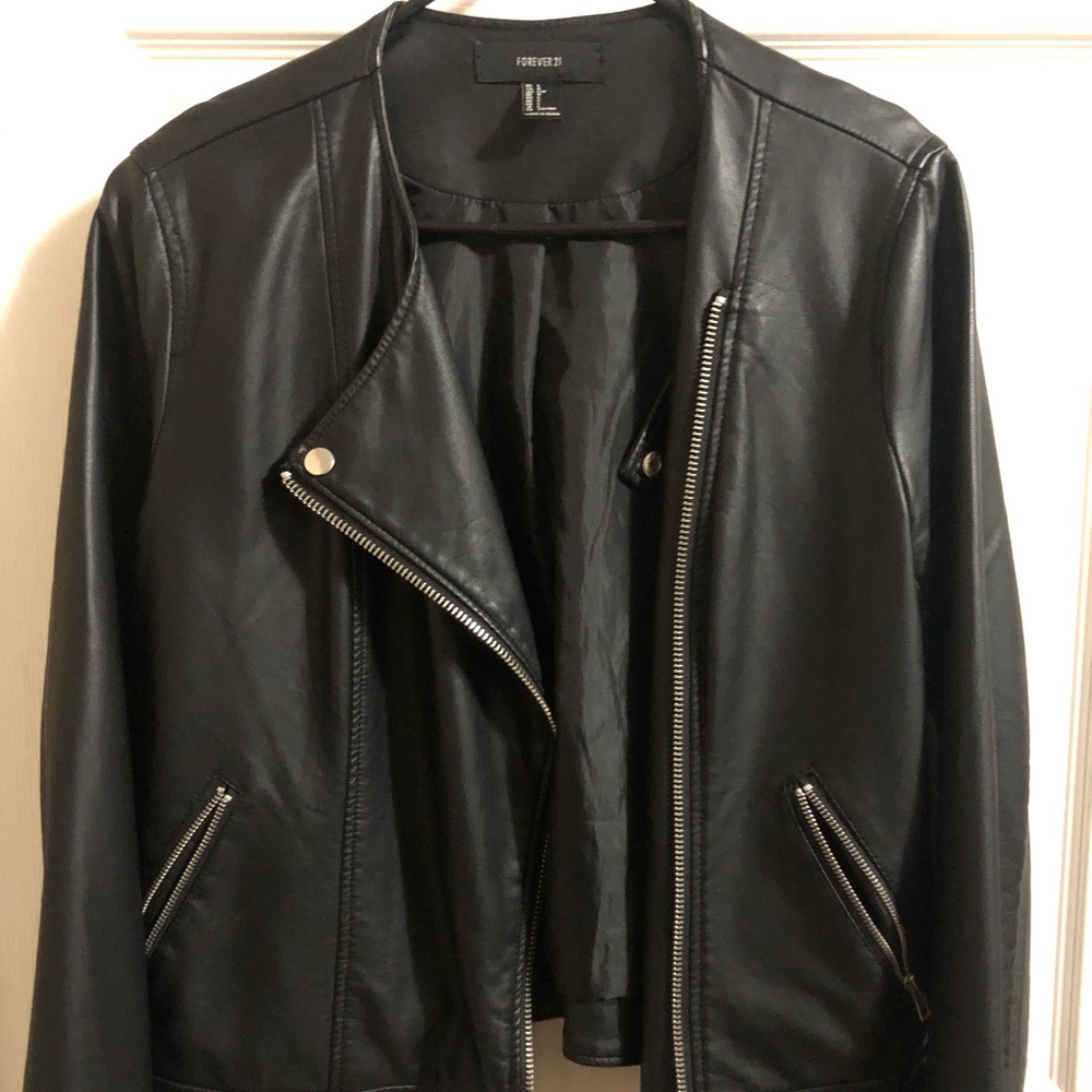 Forever 21 black leather jacket